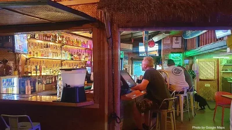 Arnold's Beach Bar - Photo 3 of 6 | NateEatsHawaii restaurant gallery and food photos from Oahu, Hawaii