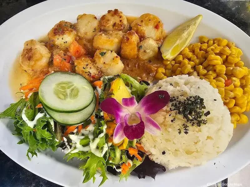 Blue Water Shrimp & Seafood Hilton Hawaiian Village - Photo 3 of 6 | NateEatsHawaii restaurant gallery and food photos from Oahu, Hawaii