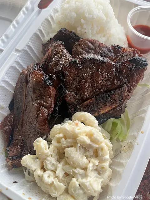 Bob's Bar-B-Que Restaurants - Photo 3 of 4 | NateEatsHawaii restaurant gallery and food photos from Oahu, Hawaii