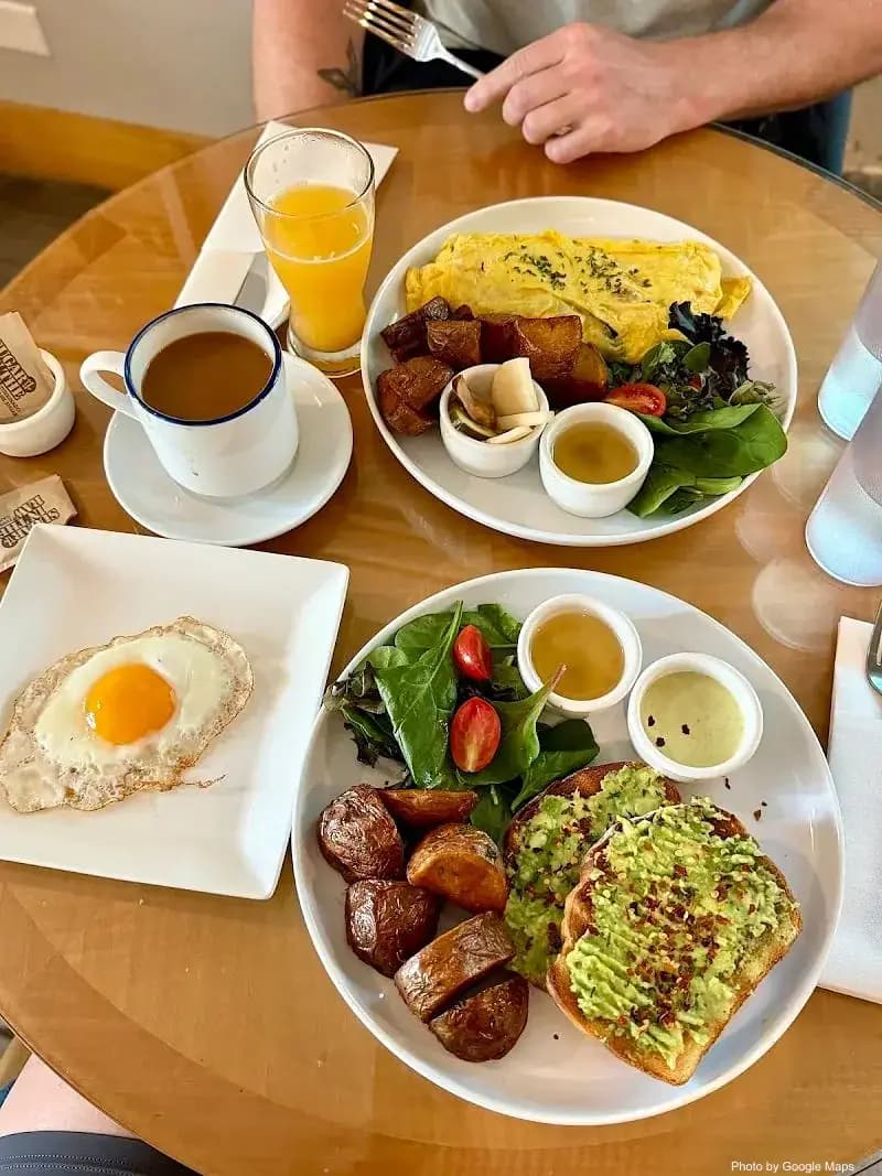 Brunch Spot Waikiki - Photo 2 of 6 | NateEatsHawaii restaurant gallery and food photos from Oahu, Hawaii