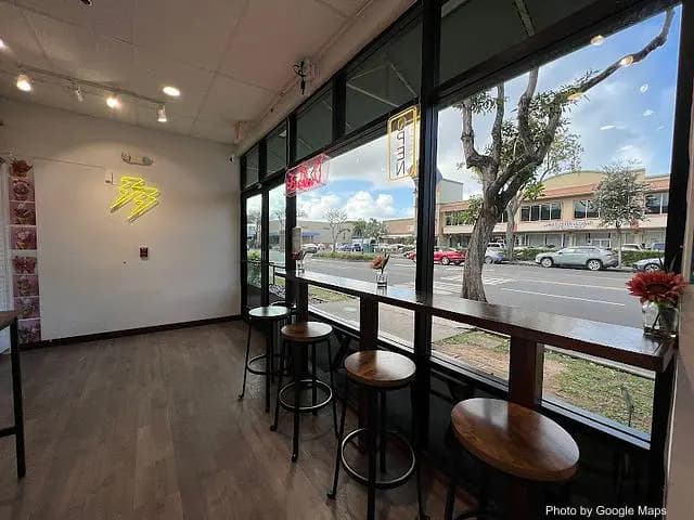 Double Three - Food Store on Oahu, Hawaii | NateEatsHawaii food review and recommendations