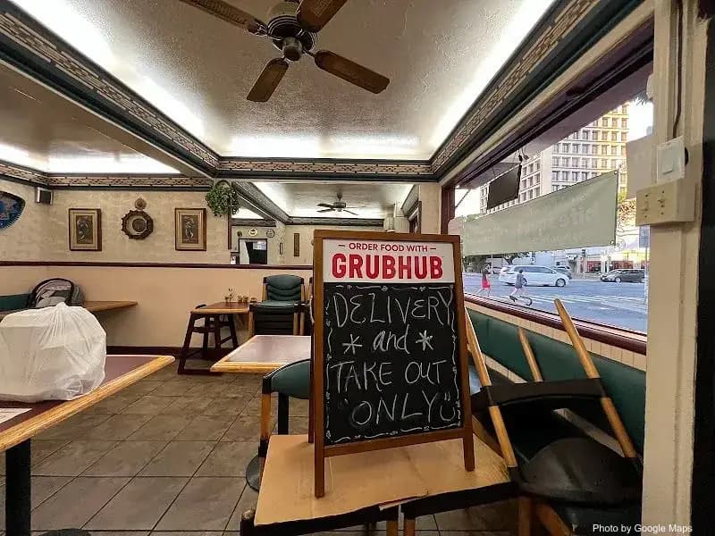 El Burrito - Photo 3 of 6 | NateEatsHawaii restaurant gallery and food photos from Oahu, Hawaii