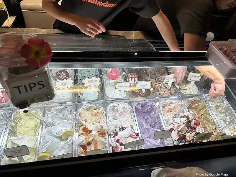 Gelatissimo Waikiki - Photo 3 of 6 | NateEatsHawaii restaurant gallery and food photos from Oahu, Hawaii