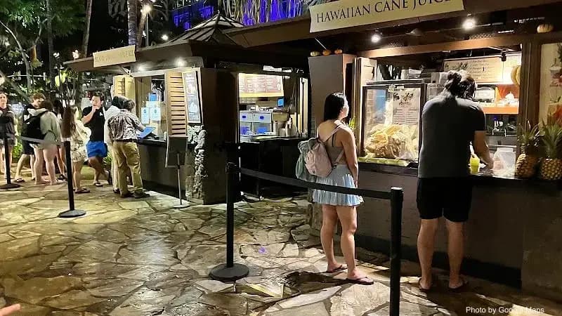 Hawaiian Cane Juice - Food on Oahu, Hawaii | NateEatsHawaii food review and recommendations