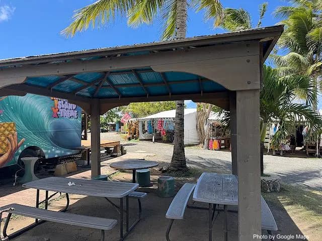 Hawaiian Island X-Treme Smoothies and Shaved Ice - Cafe on Oahu, Hawaii | NateEatsHawaii food review and recommendations
