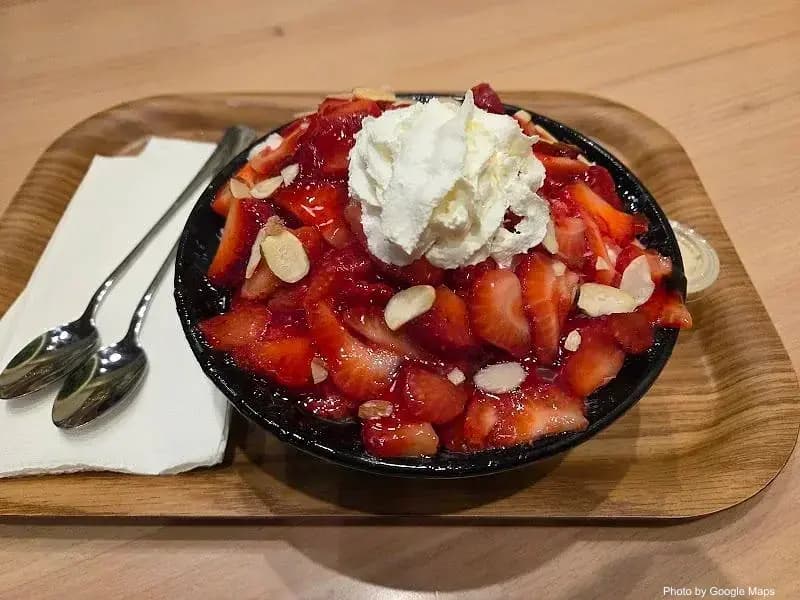 Jejubing Dessert Cafe - Photo 3 of 6 | NateEatsHawaii restaurant gallery and food photos from Oahu, Hawaii