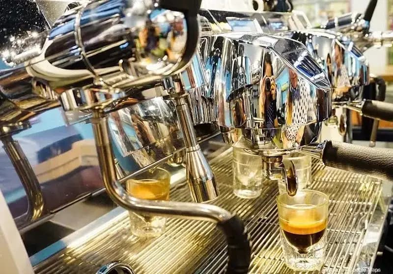 Kai Coffee Hawaii Waikiki Shopping Plaza - Photo 2 of 6 | NateEatsHawaii restaurant gallery and food photos from Oahu, Hawaii