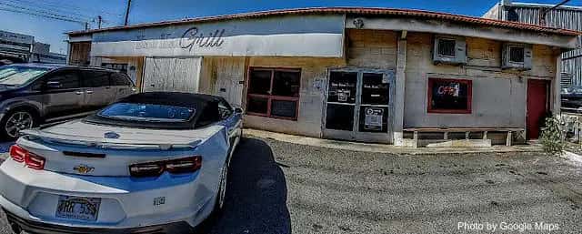Kau Kau Grill — nearby restaurant on Oahu