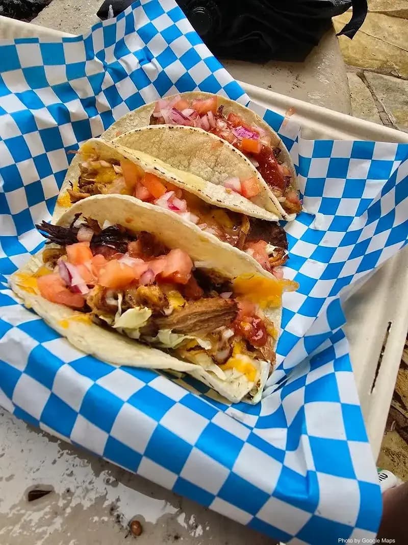 Kono's Northshore - Waikiki - Photo 3 of 6 | NateEatsHawaii restaurant gallery and food photos from Oahu, Hawaii