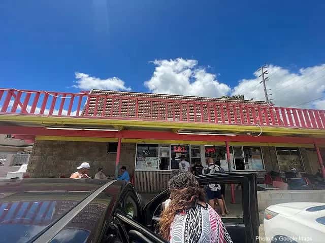 L&L Hawaiian Barbecue — nearby restaurant on Oahu