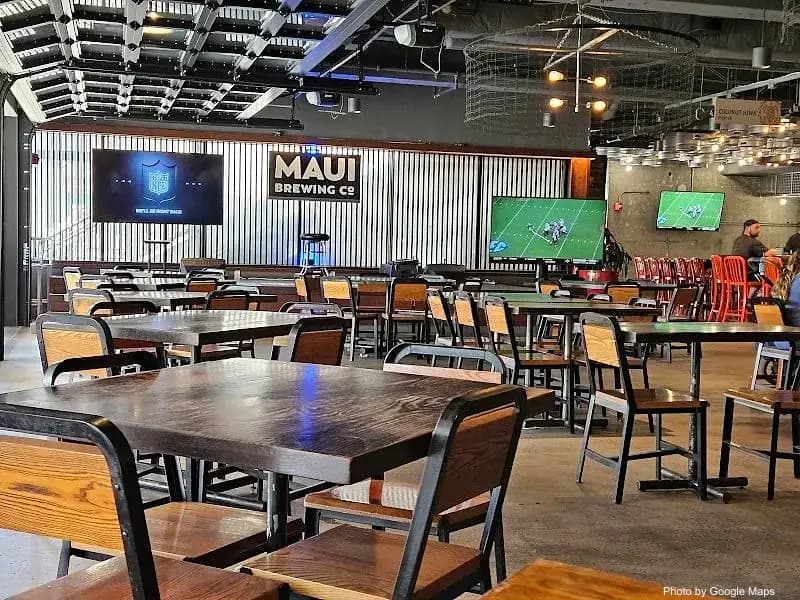 Maui Brewing Co. Waikiki - Photo 2 of 6 | NateEatsHawaii restaurant gallery and food photos from Oahu, Hawaii