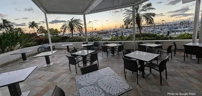 Menehune Grille - Photo 2 of 6 | NateEatsHawaii restaurant gallery and food photos from Oahu, Hawaii