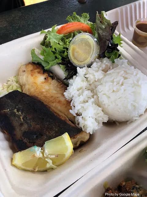 Monarch Seafoods - Photo 3 of 4 | NateEatsHawaii restaurant gallery and food photos from Oahu, Hawaii