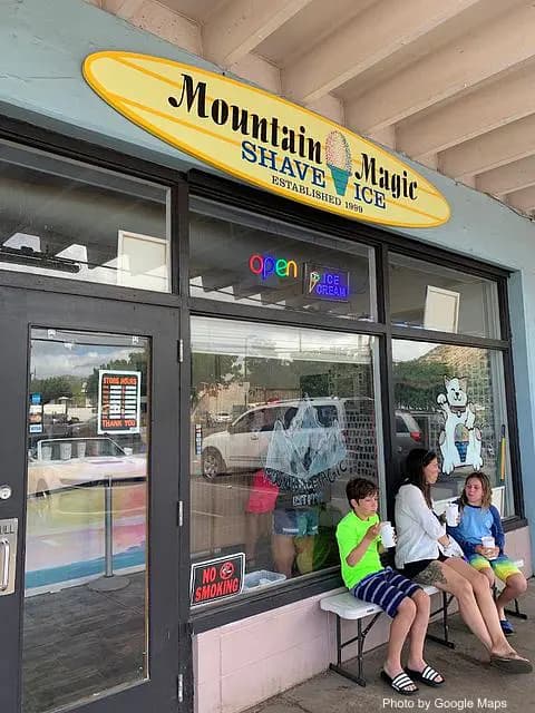 Mountain Magic Shave Ice - Photo 2 of 4 | NateEatsHawaii restaurant gallery and food photos from Oahu, Hawaii