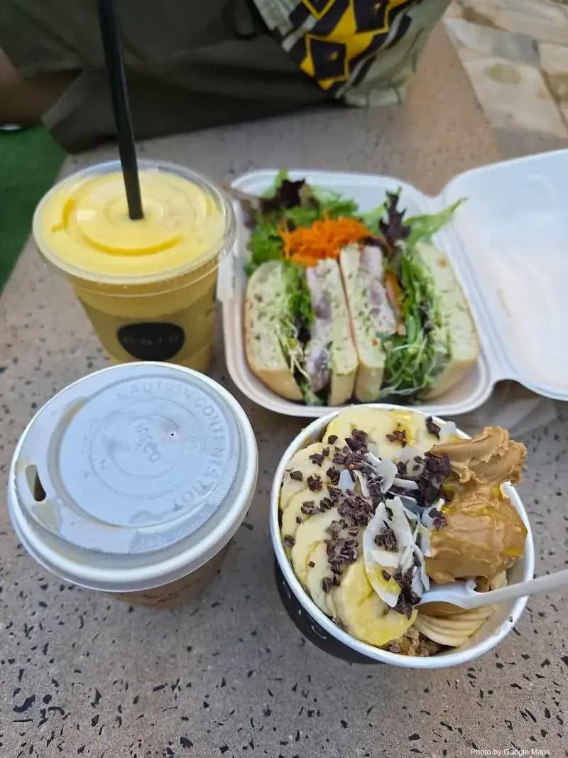 Nalu Health Bar & Cafe - Photo 3 of 5 | NateEatsHawaii restaurant gallery and food photos from Oahu, Hawaii