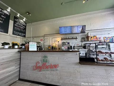 Niu Soft Serve Parlour - Photo 2 of 4 | NateEatsHawaii restaurant gallery and food photos from Oahu, Hawaii