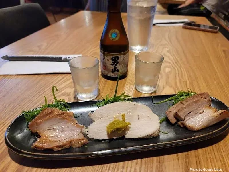 Onoya Ramen - Photo 2 of 6 | NateEatsHawaii restaurant gallery and food photos from Oahu, Hawaii