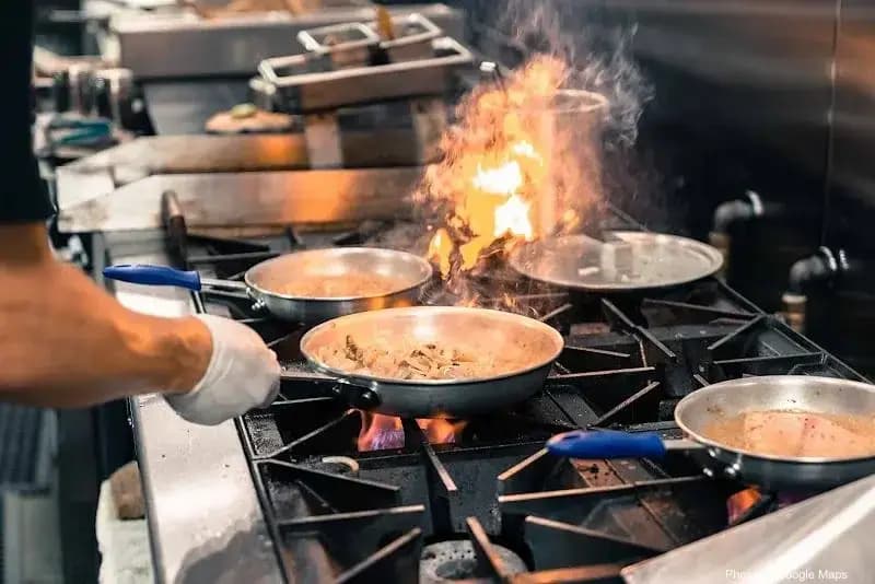 Paia Fish Market Waikiki - Photo 2 of 6 | NateEatsHawaii restaurant gallery and food photos from Oahu, Hawaii