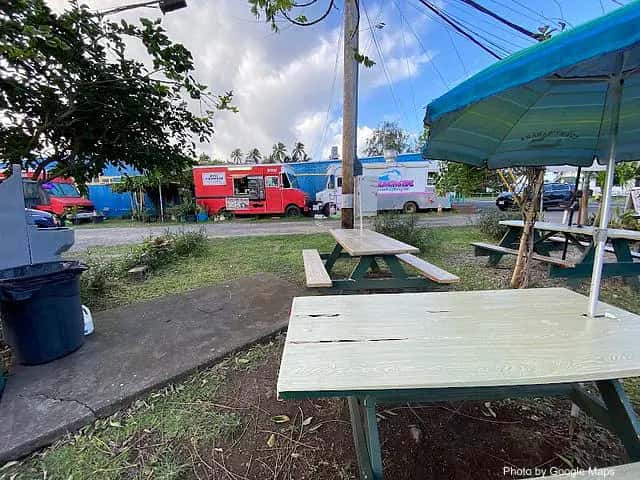 Pho Vientiane — nearby restaurant on Oahu