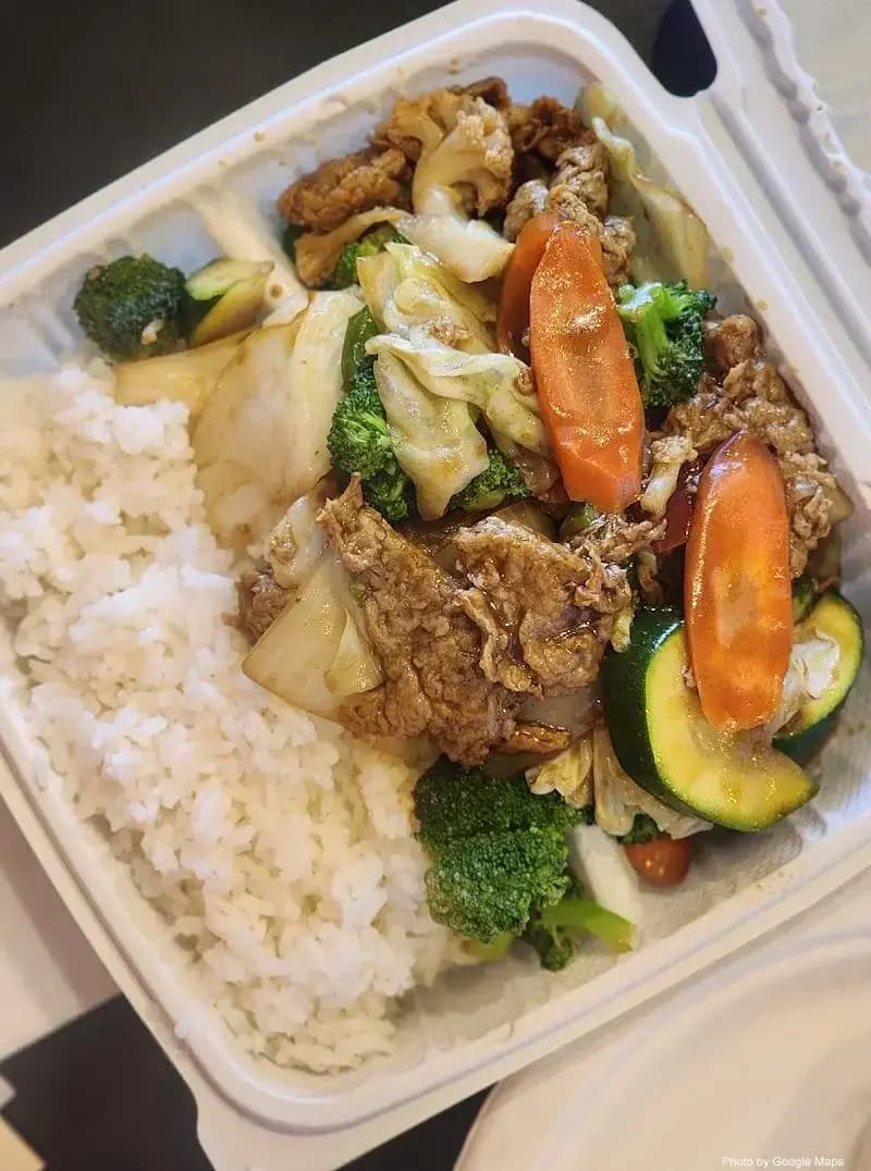 QQ Tea & Vegetarian House - Photo 2 of 6 | NateEatsHawaii restaurant gallery and food photos from Oahu, Hawaii