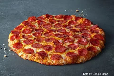 Round Table Pizza - Photo 3 of 4 | NateEatsHawaii restaurant gallery and food photos from Oahu, Hawaii