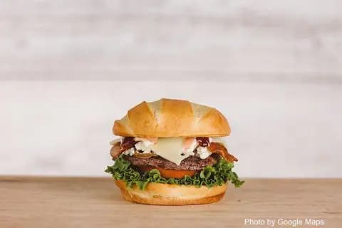 Seven Brothers Burgers - Sharks Cove - Photo 3 of 4 | NateEatsHawaii restaurant gallery and food photos from Oahu, Hawaii