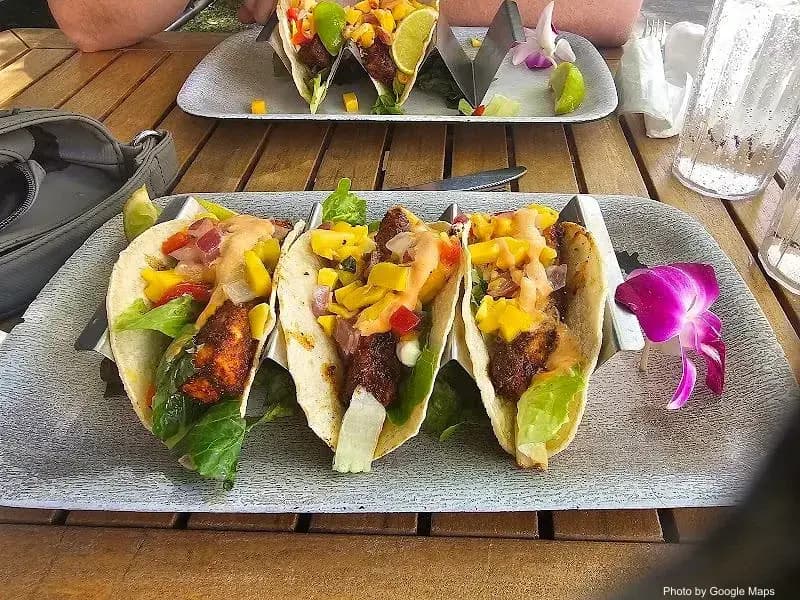 Shorefyre Beach Bar + Grill - Photo 3 of 6 | NateEatsHawaii restaurant gallery and food photos from Oahu, Hawaii