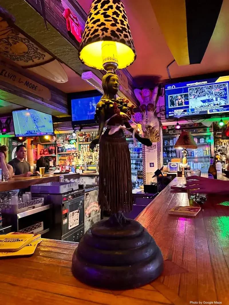 Suzie Wong's Hideaway - Photo 3 of 6 | NateEatsHawaii restaurant gallery and food photos from Oahu, Hawaii