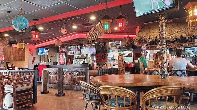 Teddy's Bigger Burgers - Hamburger Restaurant on Oahu, Hawaii | NateEatsHawaii food review and recommendations