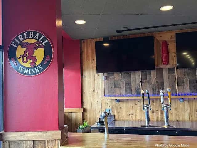 Teddy's Bigger Burgers - Aiea — nearby restaurant on Oahu