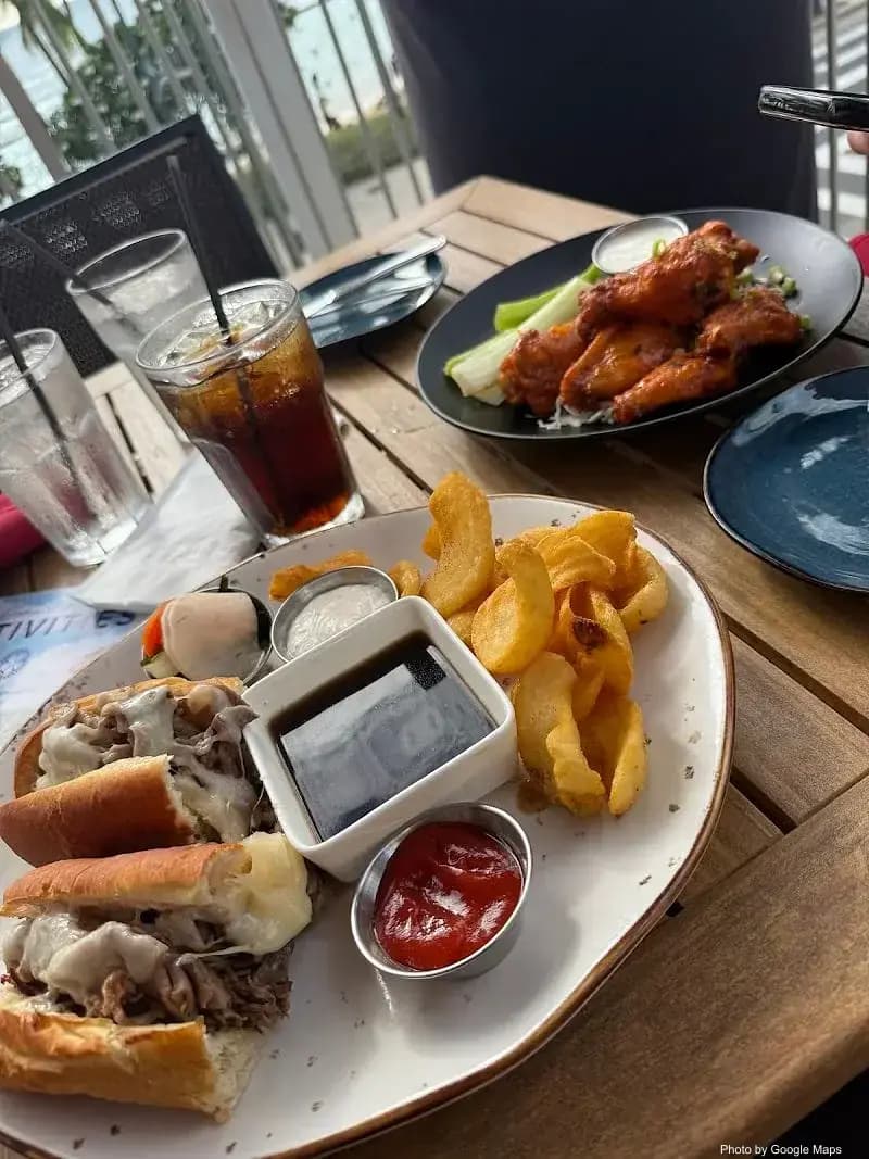 Tikis Grill & Bar - Photo 3 of 6 | NateEatsHawaii restaurant gallery and food photos from Oahu, Hawaii