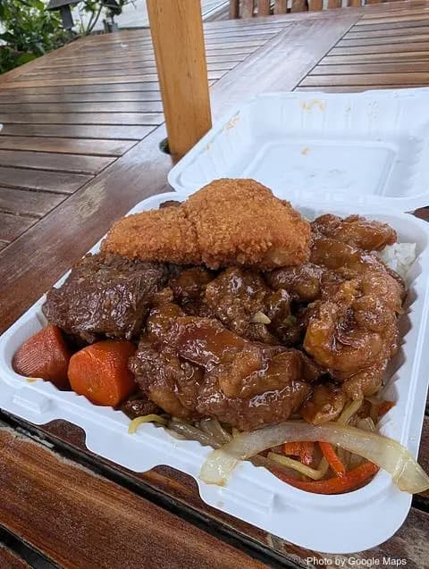 Tita's Grill - Photo 3 of 4 | NateEatsHawaii restaurant gallery and food photos from Oahu, Hawaii
