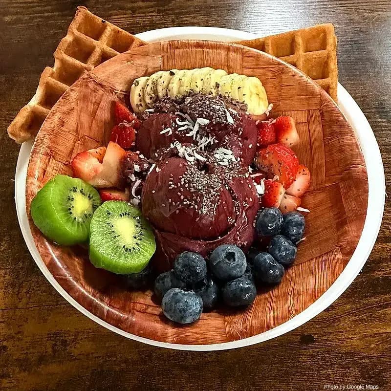 Waffle and Berry - Photo 3 of 6 | NateEatsHawaii restaurant gallery and food photos from Oahu, Hawaii