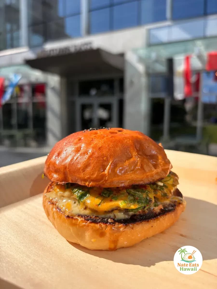 Dragon Burger - Japanese on Oahu, Hawaii | NateEatsHawaii food review and recommendations