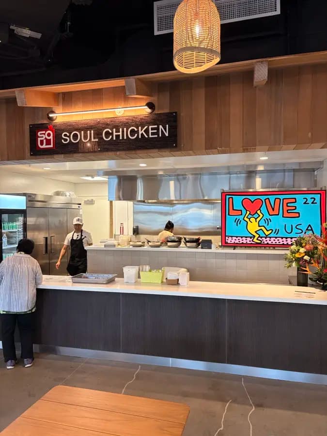 Soul Chicken at The Park on Keeaumoku food hall Honolulu