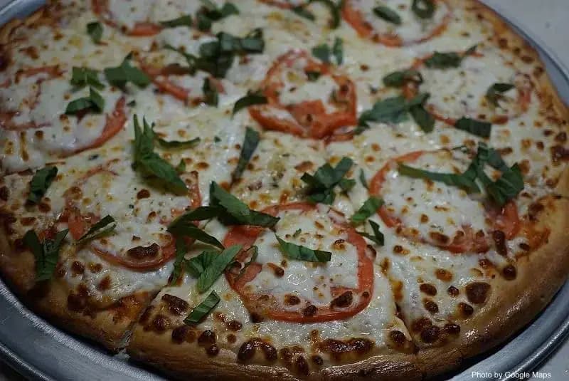 Amina Pizzeria LLC - Photo 2 of 6 | NateEatsHawaii restaurant gallery and food photos from Oahu, Hawaii