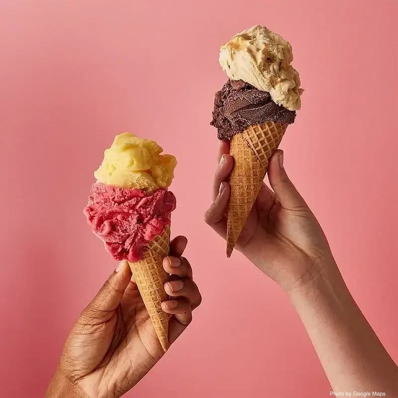 Gelatissimo Waikiki - Photo 2 of 6 | NateEatsHawaii restaurant gallery and food photos from Oahu, Hawaii