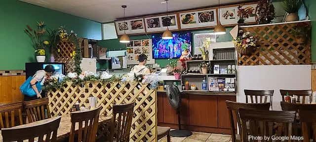 Niu Baguette — nearby restaurant on Oahu