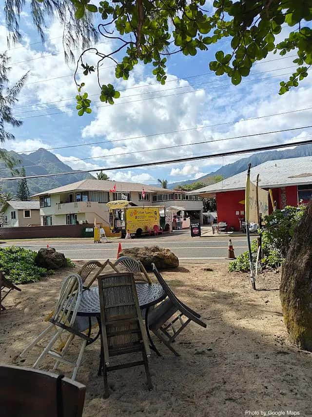 Shrimp Shack — nearby restaurant on Oahu