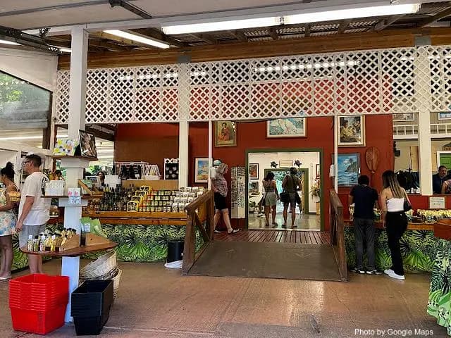 Tropical Farms Macadamia Nuts - Food Store on Oahu, Hawaii | NateEatsHawaii food review and recommendations