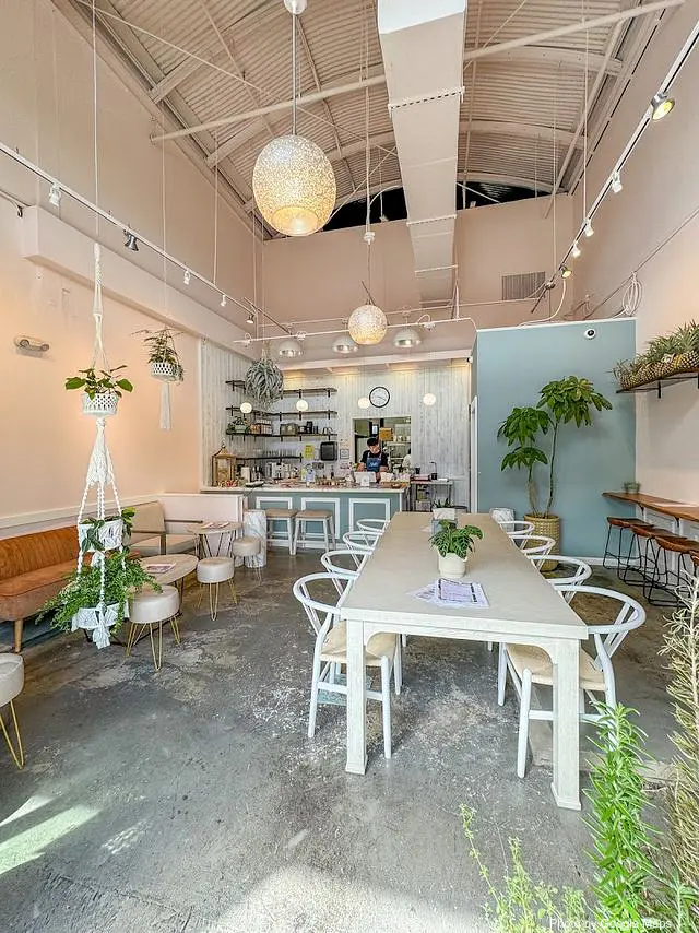 ALO Cafe Hawaii - SALT