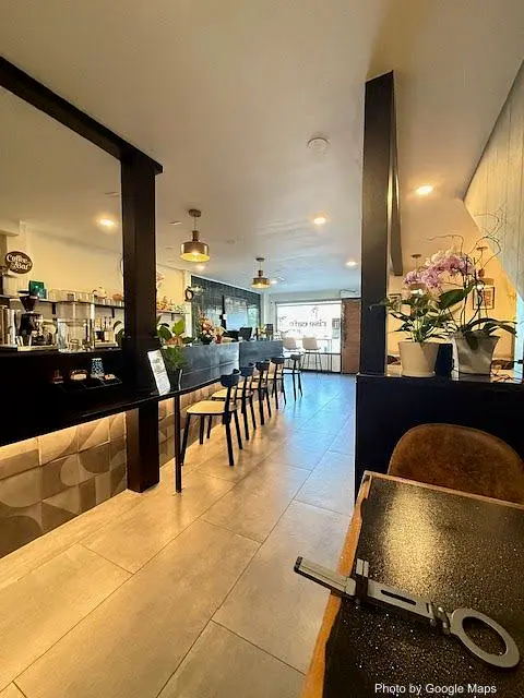 Rise Cafe